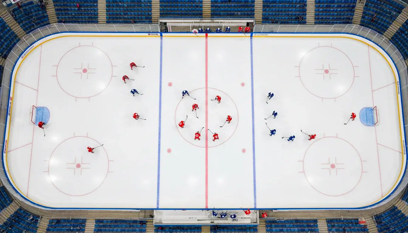 Översikt av ishockeyplan med laguppställning för SHL och NHL